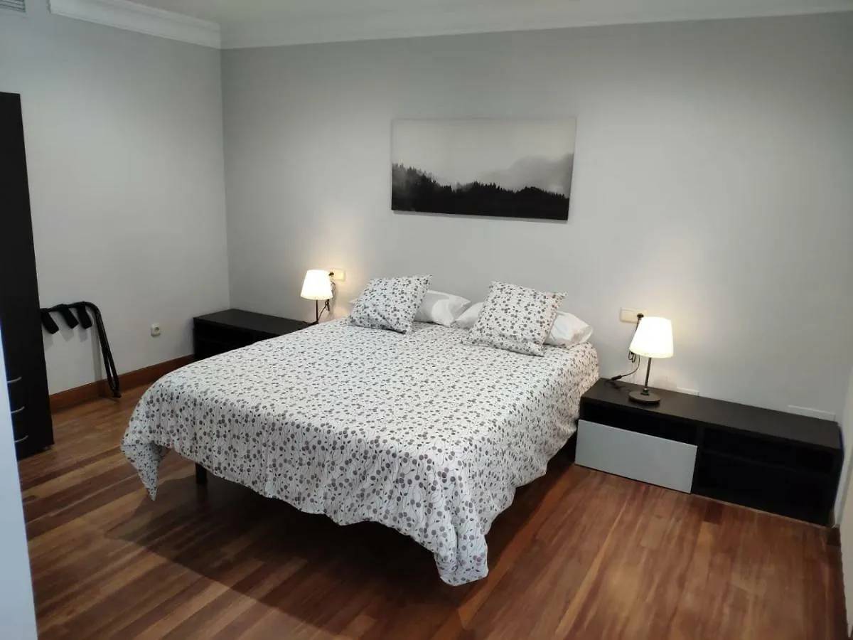 לינה וארוחת בוקר מאלגה Villa Antumalal B&B (Adults Only)
